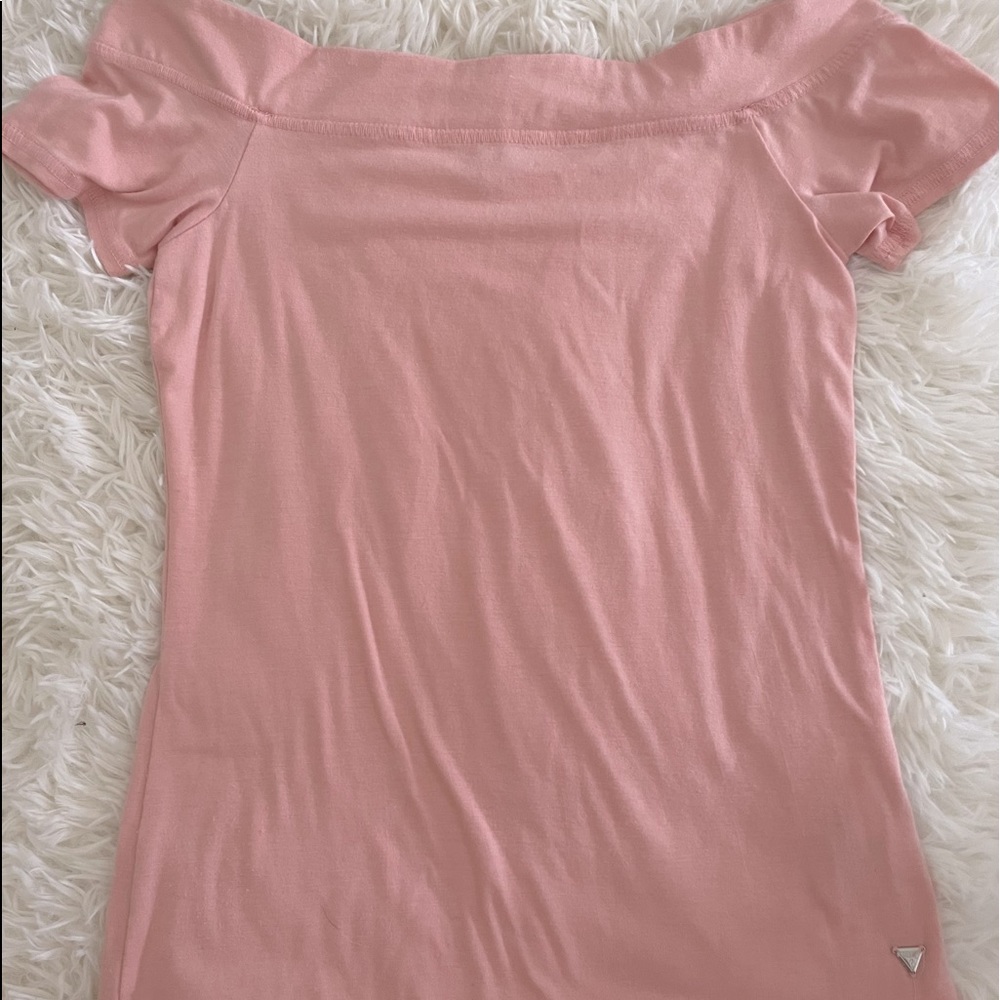 Guess size small off the shoulder pink top